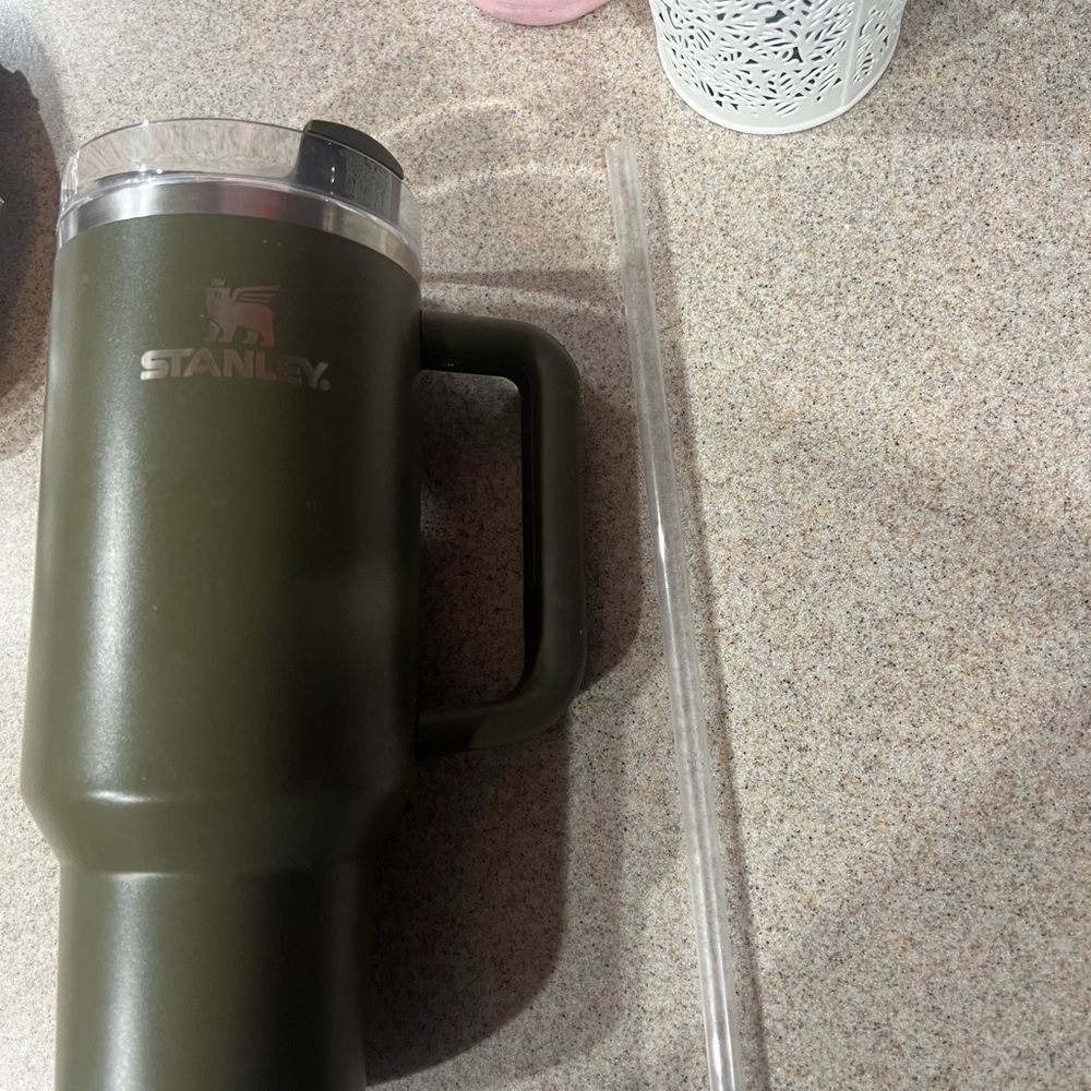 Green 40 OZ Stanley with straw